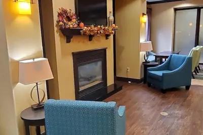 Photo 4 - Hampton Inn Stow