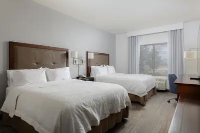 Photo 4 - Hampton Inn & Suites Palmdale