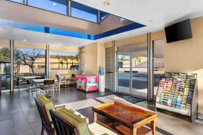 Photo 3 - Americas Best Value Inn Vacaville Napa Valley
