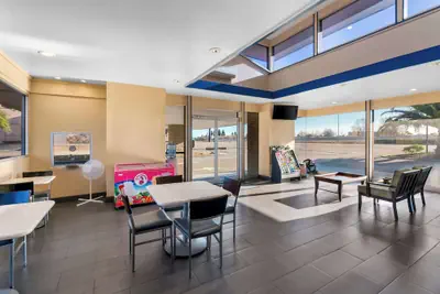 Photo 5 - Americas Best Value Inn Vacaville Napa Valley