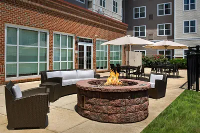 Photo 2 - Residence Inn by Marriott - Silver Spring