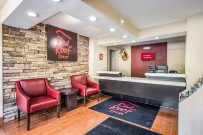 Photo 5 - Red Roof Inn Caryville
