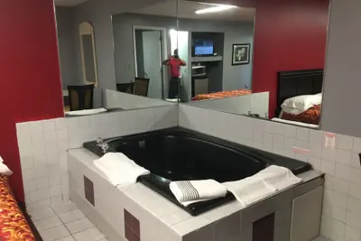 Photo 4 - Haven Inn and Suites