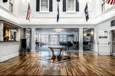 Photo 4 - Inn on the Square, an Ascend Collection Hotel