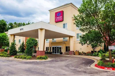 Photo 2 - Comfort Suites Independence - Kansas City