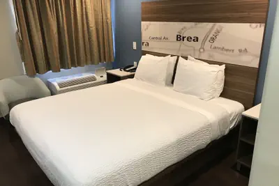 Photo 3 - Hyland Motel Brea