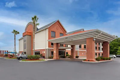 Photo 2 - Holiday Inn Express Savannah South I-95 - Richmond by IHG