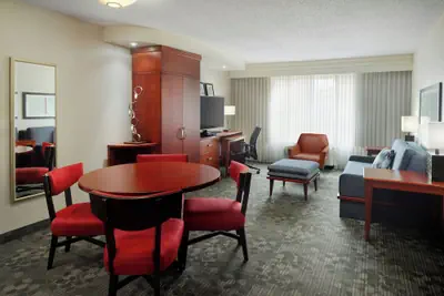 Photo 5 - Courtyard by Marriott Birmingham Downtown at UAB