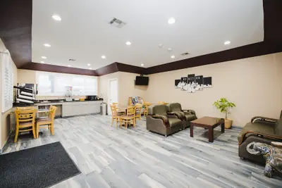 Photo 5 - Sapphire Inn & Suites