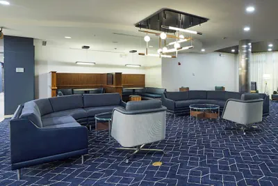 Photo 2 - Courtyard by Marriott Medford Airport