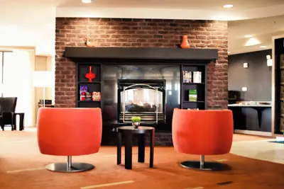 Photo 3 - Courtyard by Marriott Salina