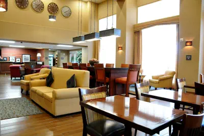 Photo 5 - Hampton Inn & Suites Red Bluff