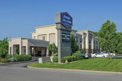 Photo 2 - Hampton Inn & Suites Youngstown-Canfield