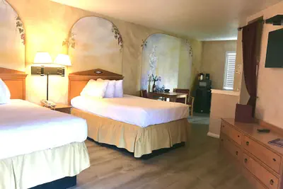 Photo 5 - Chardonnay Lodge