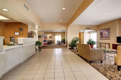 Photo 5 - Quality Inn & Suites Hattiesburg North