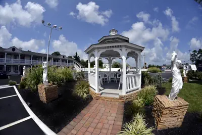 Photo 2 - Empire Inn & Suites Atlantic City Absecon