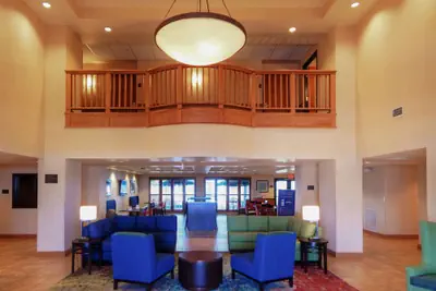 Photo 4 - Comfort Inn & Suites Sheridan