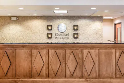 Photo 3 - Comfort Inn & Suites Sheridan