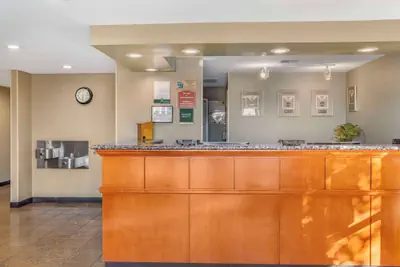 Photo 3 - Quality Inn & Suites Livermore Wine Country