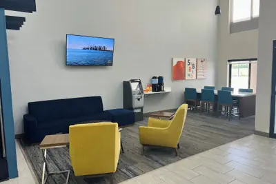 Photo 4 - Holiday Inn Express & Suites Sebring by IHG