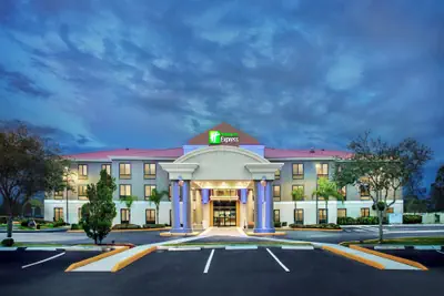 Photo 2 - Holiday Inn Express & Suites Sebring by IHG