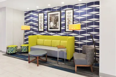 Photo 2 - Holiday Inn Express Hotel & Suites Montgomery E - Eastchase by IHG
