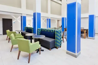 Photo 4 - Holiday Inn Express Hotel & Suites Montgomery E - Eastchase by IHG
