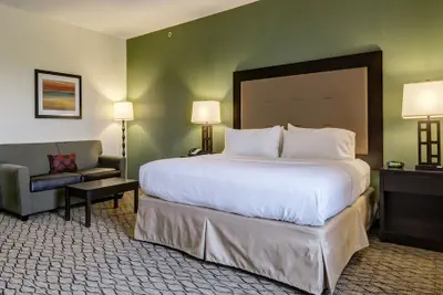 Photo 4 - Holiday Inn Poplar Bluff by IHG