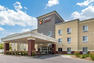 Photo 2 - Comfort Suites Coralville I-80
