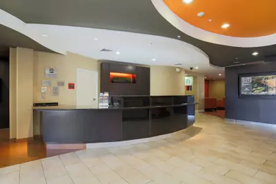Photo 3 - Courtyard by Marriott Chico