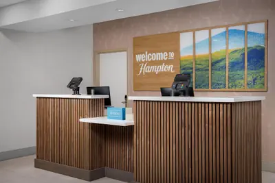 Photo 5 - Hampton Inn & Suites Clinton - I-26