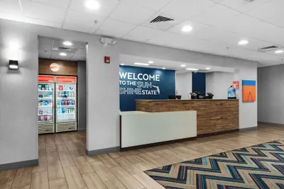 Photo 5 - Hampton Inn & Suites Pensacola I-10 N at Univ. Town Plaza