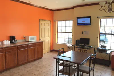 Photo 5 - Boca Chica Inn & Suites Brownsville