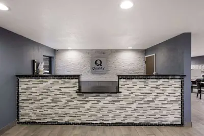 Photo 4 - Quality Inn & Suites Big Rapids near University