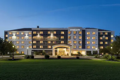Photo 2 - Courtyard by Marriott Lancaster