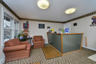 Photo 4 - Travelodge by Wyndham Great Barrington Berkshires
