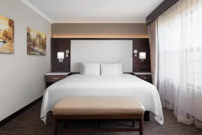 Photo 2 - Best Western Premier Bridgewood Resort Hotel