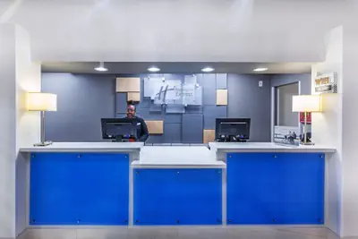 Photo 4 - Holiday Inn Express Hotel & Suites Jenks by IHG