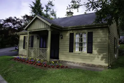 Photo 4 - Hillwinds Inn