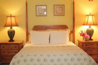 Photo 5 - Hillwinds Inn