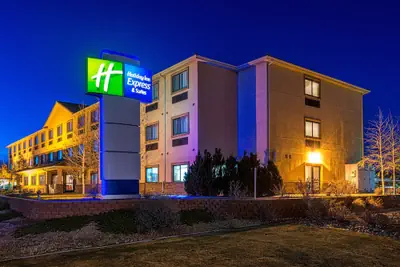 Photo 2 - Holiday Inn Express & Suites Alamosa by IHG