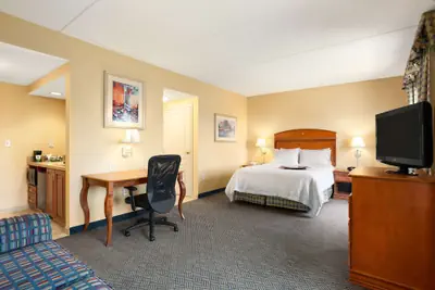 Photo 5 - Hampton Inn Geneva