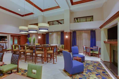 Photo 4 - Hampton Inn & Suites Fredericksburg South