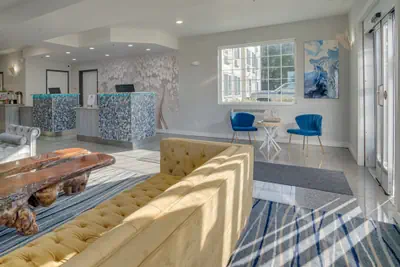 Photo 3 - The Ashley Inn & Suites