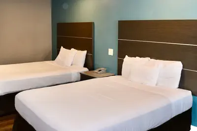 Photo 5 - Hotel Milagro
