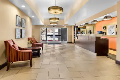 Photo 5 - Comfort Suites Clovis - Fresno
