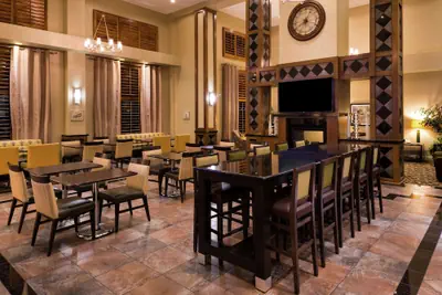 Photo 4 - Hampton Inn & Suites Carson City
