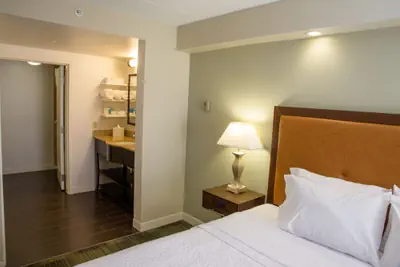Photo 2 - Hampton Inn & Suites Albany-Downtown