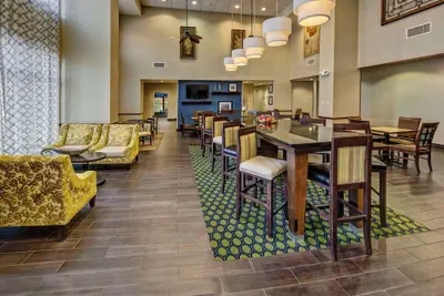 Photo 5 - Hampton Inn & Suites Clermont