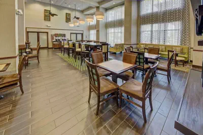 Photo 3 - Hampton Inn & Suites Clermont